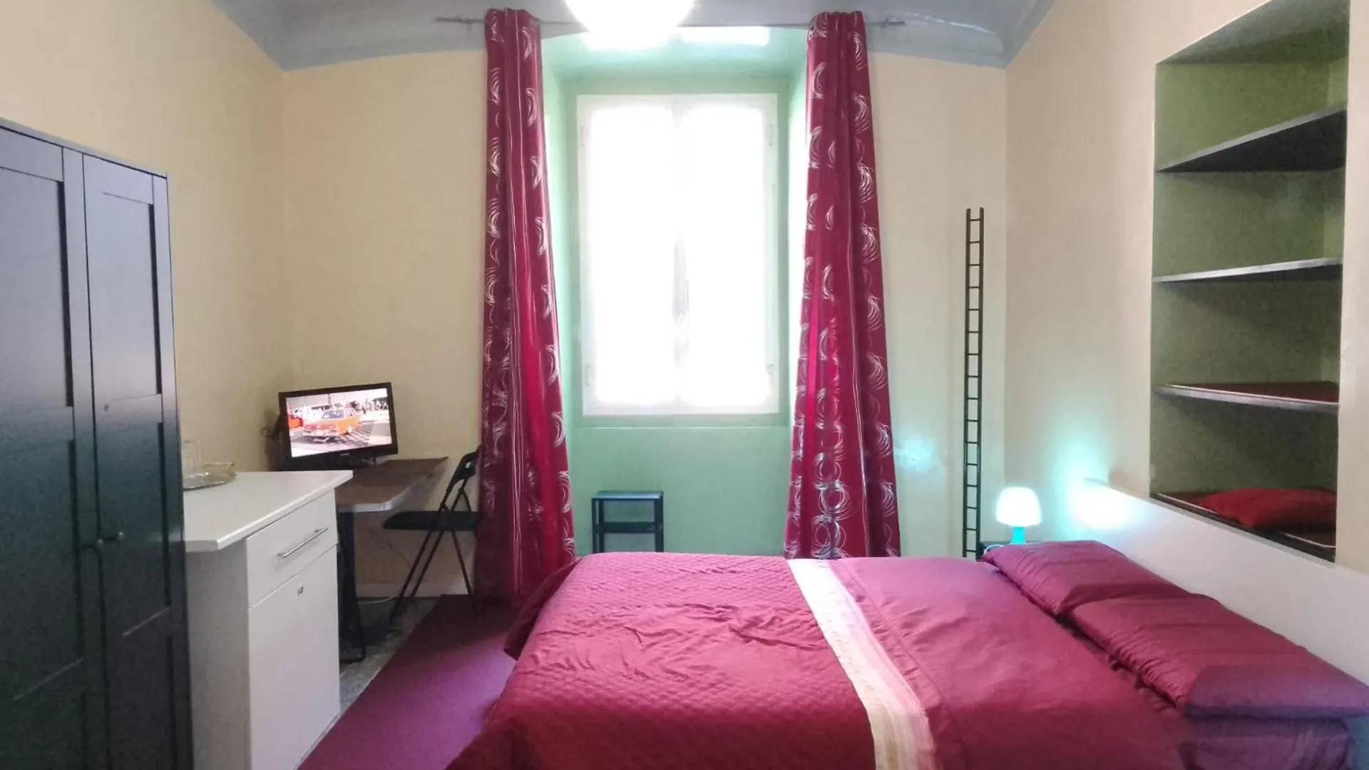 Hotel Sole Rosso Genua